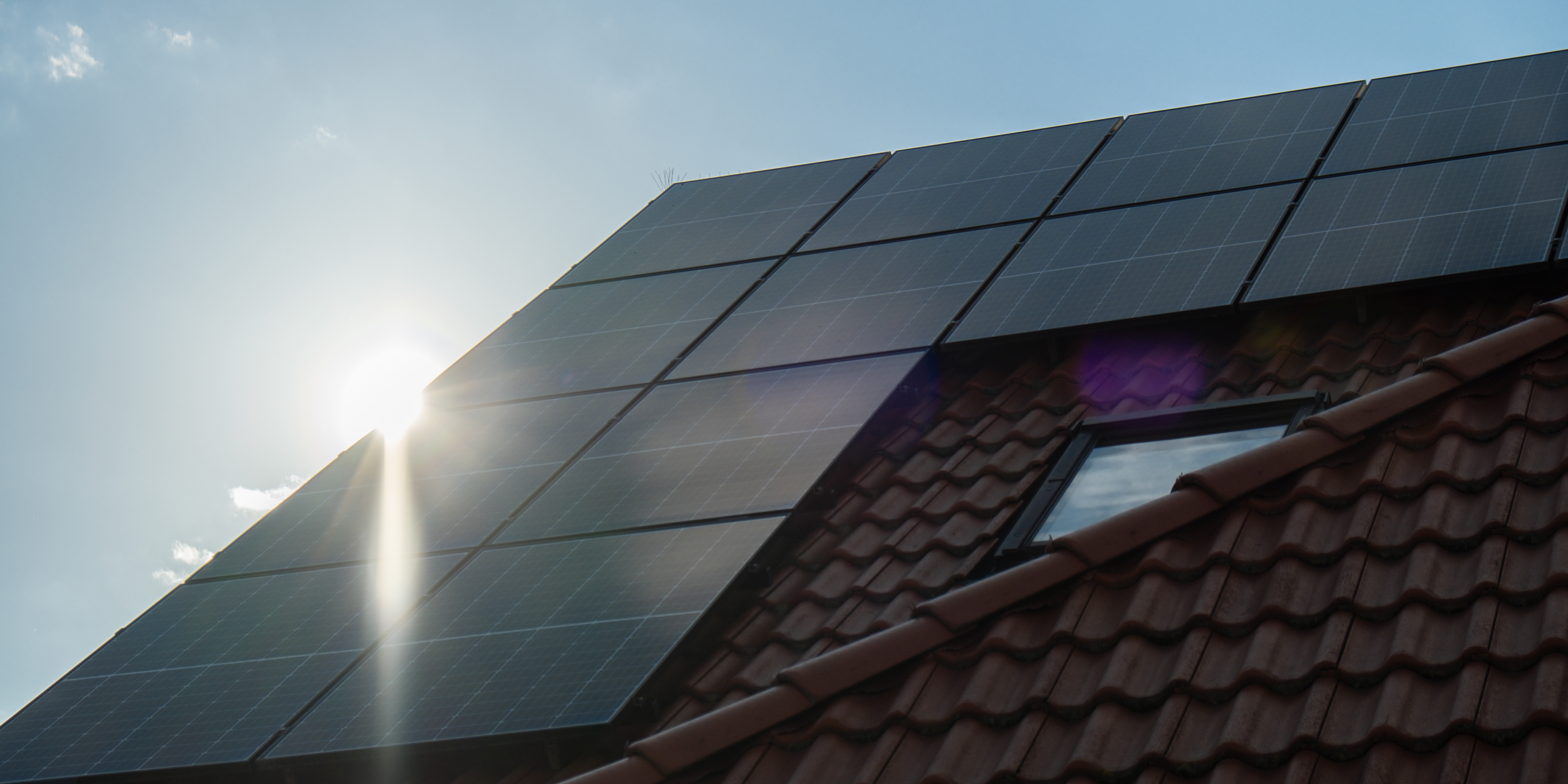 Zonnepanelen en thuisbatterij offerte vergelijken